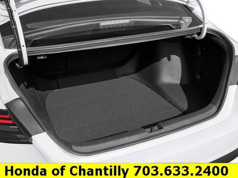 Certified 2025 Honda Accord SE image 7
