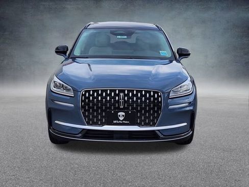 New 2026 Lincoln Corsair Reserve w/ Towing Package image 2