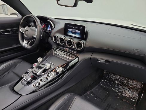 Used 2018 Mercedes-Benz AMG GT Roadster image 24