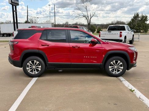 New 2026 Chevrolet Equinox LT FWD image 6