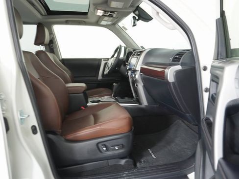 Used 2021 Toyota 4Runner Limited image 39