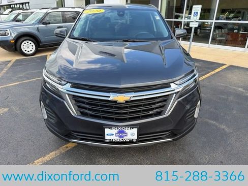 Used 2022 Chevrolet Equinox LT FWD image 2