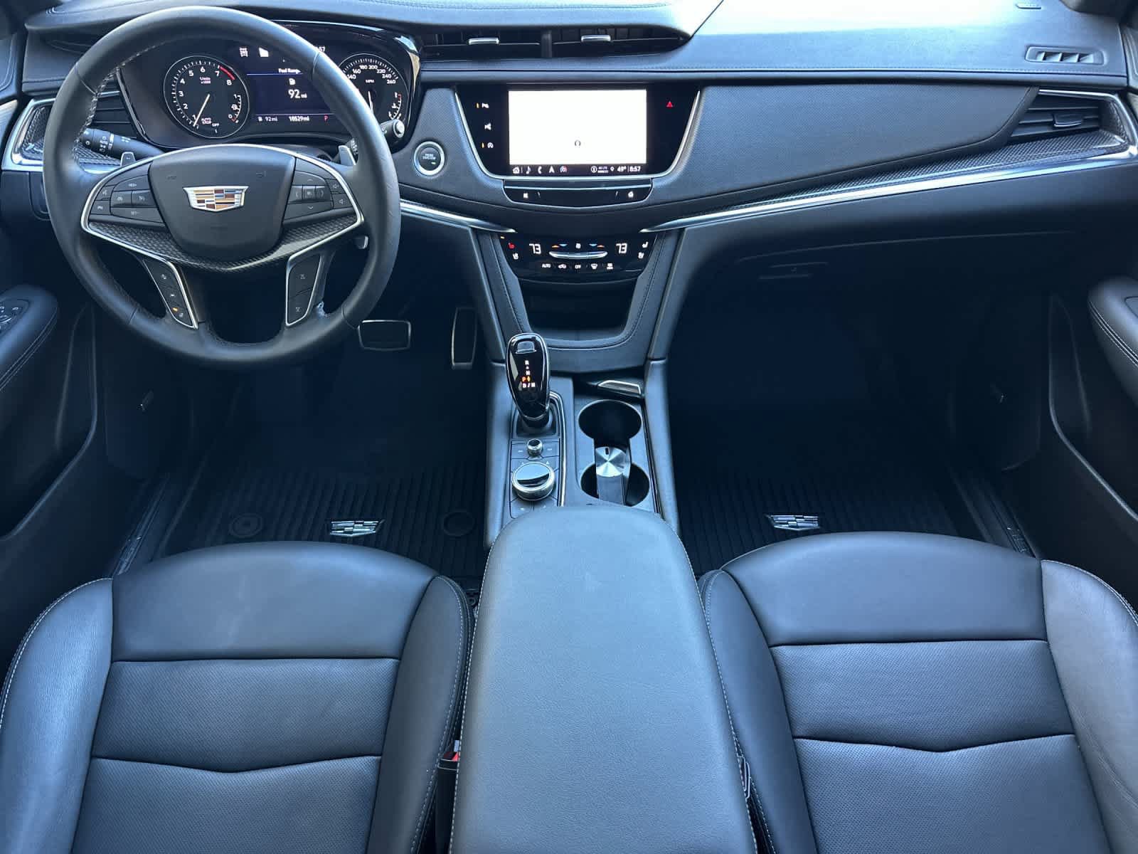 Used 2025 Cadillac XT5 Sportv w/ Technology Package AWD/4WD image 3