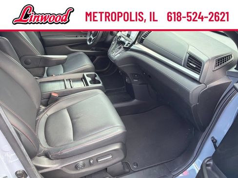 Used 2024 Honda Odyssey Sport image 8