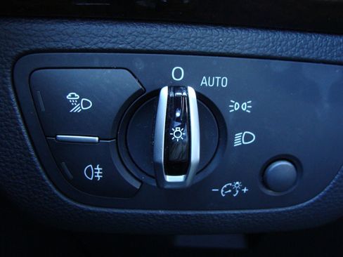 Used 2018 Audi Q5 2.0T Premium Plus image 36