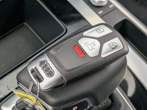 Used 2023 Audi Q5 2.0T Premium Plus w/ Premium Plus Package image 32