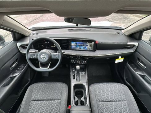 New 2025 Nissan Kicks SV w/ SV Premium Package image 11