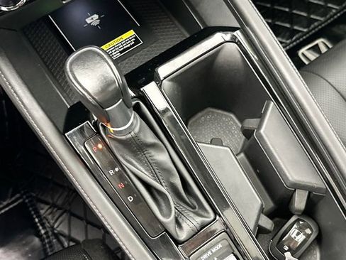 Used 2025 Honda Accord Touring image 16