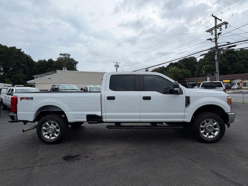 Used 2017 Ford F250 XL w/ Power Equipment Group AWD/4WD image 9