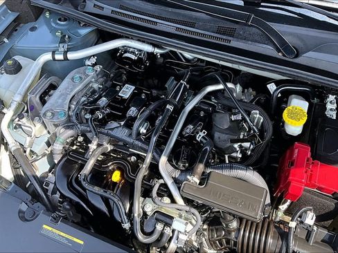 Used 2024 Nissan Sentra SR w/ SR Premium Package FWD image 31
