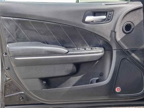 Used 2016 Dodge Charger R/T Scat Pack w/ Beats Audio Group image 19