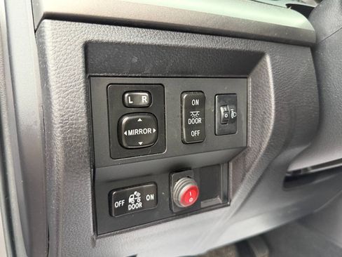 Used 2014 Toyota Tundra SR5 w/ TRD Off Road Package AWD/4WD image 24