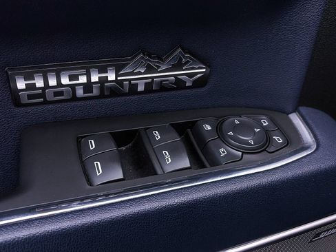 Used 2023 Chevrolet Silverado 1500 High Country w/ Technology Package AWD/4WD image 22