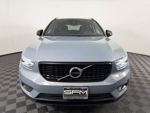 Used 2020 Volvo XC40 T5 R-Design w/ Protection Package Premier AWD/4WD image 4
