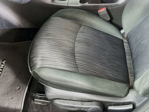 Used 2019 Nissan Sentra SV FWD image 19
