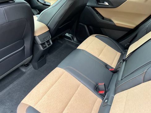 New 2026 Chevrolet Equinox ACTIV w/ Convenience Package III AWD/4WD image 4