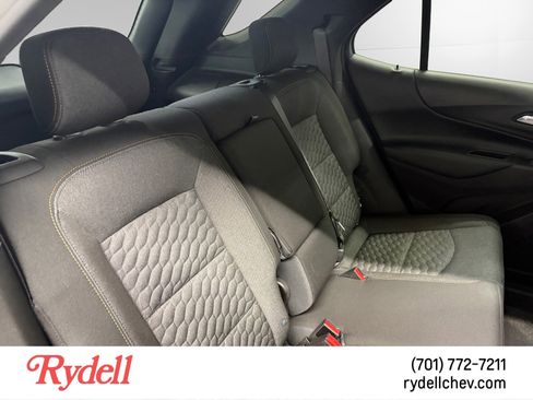 Used 2019 Chevrolet Equinox LT FWD image 17