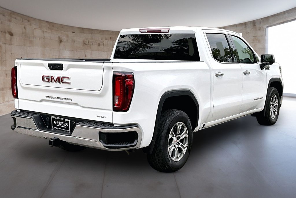 Used 2025 GMC Sierra 1500 SLT RWD image 2