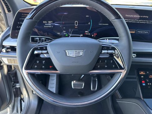 New 2026 Cadillac Vistiq Sport w/ LPO, Floor Liner Package image 29