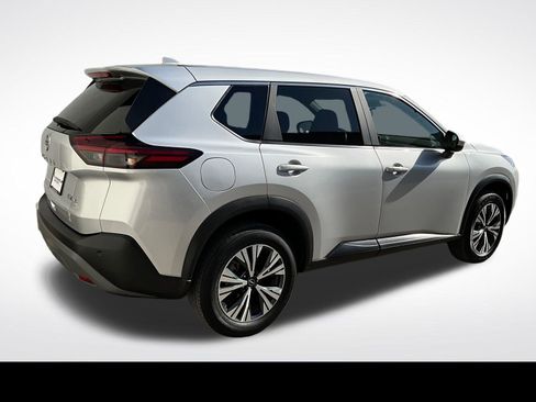Used 2023 Nissan Rogue SV AWD/4WD image 19