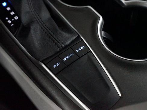 Used 2024 Toyota Camry LE FWD image 21