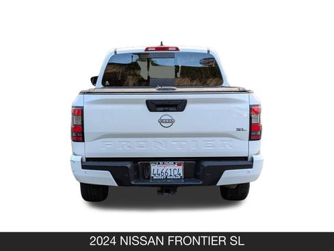 Certified 2024 Nissan Frontier SL w/ Technology Package RWD image 9