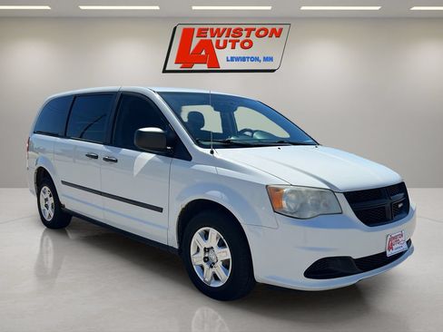 Used 2013 RAM C/V Tradesman w/ UConnect Hands-Free Group FWD image 14