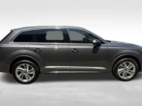 Used 2021 Audi Q7 2.0T Premium Plus w/ Premium Plus Package AWD/4WD image 4