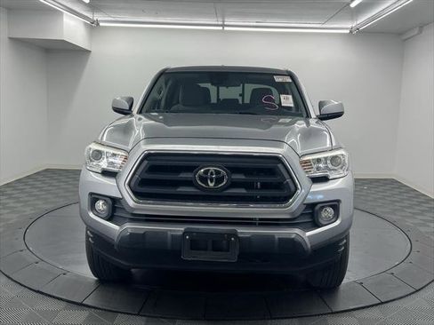 Certified 2020 Toyota Tacoma SR5 image 4