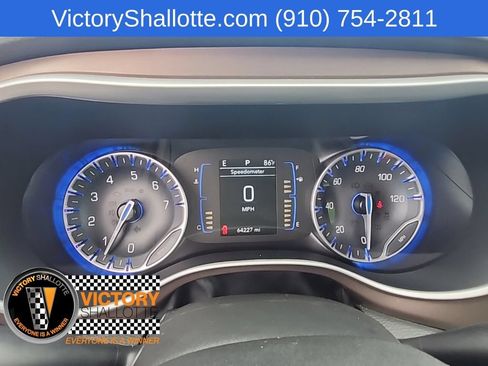 Certified 2023 Chrysler Voyager LX FWD image 10