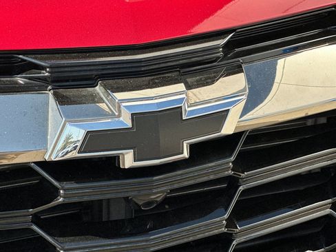 Used 2025 Chevrolet Equinox ACTIV FWD image 39