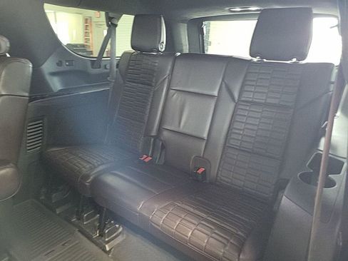 Used 2021 Cadillac Escalade ESV Sport Platinum w/ Heavy-Duty Trailer Package image 8