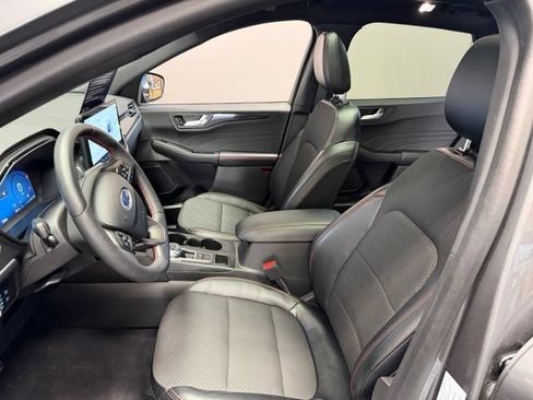Used 2023 Ford Escape ST-Line Select w/ Tech Pack #2 AWD/4WD image 15