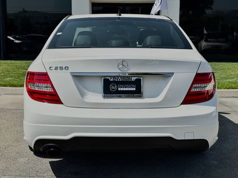 Used 2013 Mercedes-Benz C 250 Sedan image 13