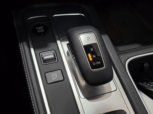 Certified 2026 INFINITI QX60 Luxe w/ Family Package image 15