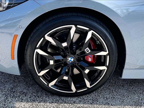 Used 2026 BMW 330i Sedan w/ M Sport Package RWD image 11