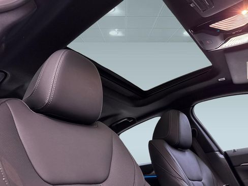 Used 2023 BMW i4 eDrive35 w/ Premium Package RWD image 15