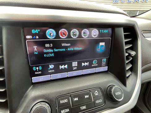 Used 2018 GMC Acadia SLT image 10