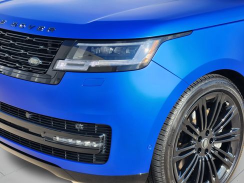 Certified 2025 Land Rover Range Rover SE AWD/4WD image 31