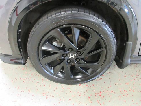 Used 2021 Honda HR-V Sport image 9