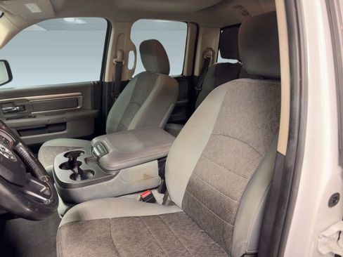 Used 2016 RAM 1500 Big Horn image 25