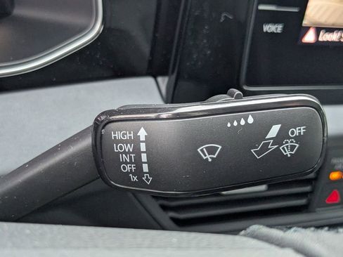 New 2026 Volkswagen Jetta SE FWD image 29