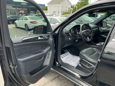 Used 2017 Mercedes-Benz GLS 450 4MATIC image 7