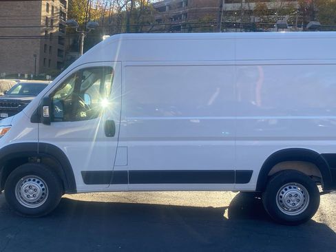 New 2025 RAM ProMaster 1500 w/ Premium Convenience Group image 4