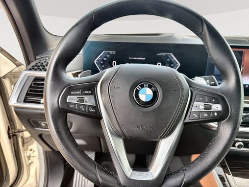 Used 2026 BMW X5 xDrive40i w/ Premium Package AWD/4WD image 11