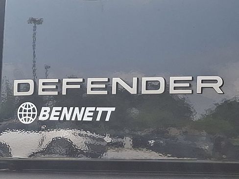 Certified 2026 Land Rover Defender 110 S AWD/4WD image 27