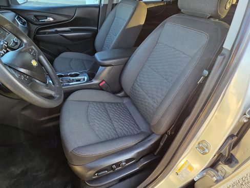 Used 2020 Chevrolet Equinox LT image 33