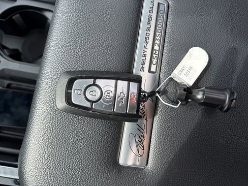 Used 2023 Ford F250 Lariat w/ Lariat Ultimate Package image 28