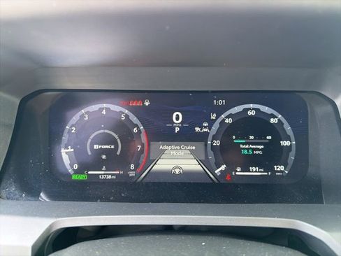 Used 2025 Toyota Tacoma TRD Off-Road image 23