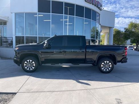 Used 2024 Chevrolet Silverado 2500 Custom w/ Custom Convenience Package AWD/4WD image 4